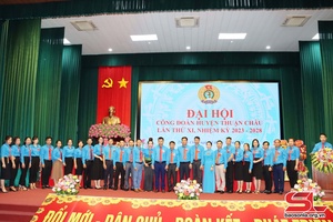 Đại hội Công đoàn huyện Thuận Châu lần thứ XI