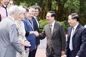 Tạo điều kiện và môi trường thuận lợi nhất để không ngừng phát triển khoa học công nghệ
