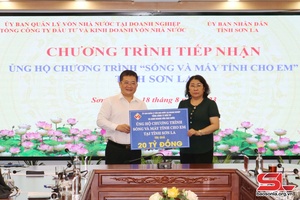 Tiếp nhận ủng hộ Chương trình “Sóng và máy tính cho em”