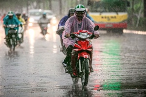 Ngày 28/9, Bắc Bộ, Trung Bộ tiếp tục mưa lớn
