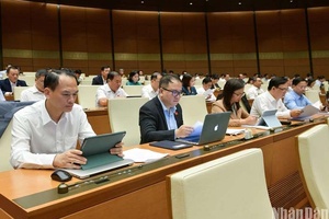 Hôm nay, Quốc hội bắt đầu quy trình lấy phiếu tín nhiệm
