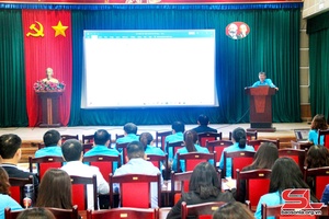 Nâng cao năng lực và kỹ năng giám sát cho cán bộ công đoàn