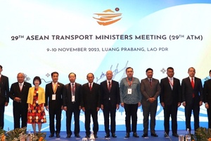 Việt Nam đồng thuận phát triển mạng lưới đường bộ ASEAN
