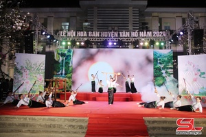 Khai mạc Lễ hội Hoa ban huyện Vân Hồ năm 2024
