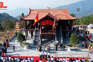 'Khánh thành Đền thờ liệt sĩ tại Khu lịch sử - văn hóa đèo Pha Đin