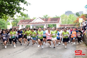 Hơn 2.000 VĐV tham gia Giải chạy việt dã - Running for Youth