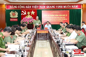 Thứ trưởng Bộ Công an thăm, làm việc với Công an Sơn La