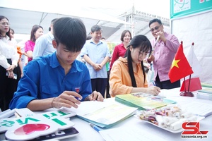 'Ngày hội việc làm, tư vấn hướng nghiệp huyện Phù Yên năm 2024