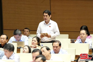 Đoàn ĐBQH tỉnh Sơn La tham gia phiên họp chất vấn tại hội trường

