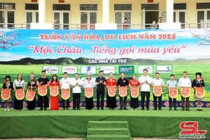 Náo nức ngày hội trên cao nguyên