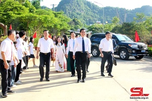 Hân hoan Ngày hội đến trường