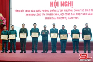 'Hội nghị tổng kết công tác quốc phòng – quân sự địa phương