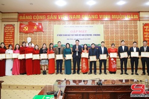 'Mộc Châu gặp mặt Kỷ niệm 70 năm Ngày Thầy thuốc Việt Nam