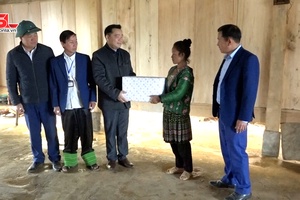 Mường La chung tay xóa nhà tạm, nhà dột nát