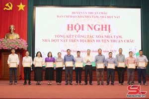 Thuận Châu hoàn thành xóa nhà tạm, nhà dột nát