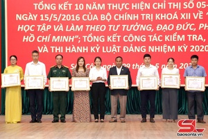 Huyện ủy Sốp Cộp tổng kết 10 năm thực hiện Chỉ thị số 05-CT/TW và chương trình xóa nhà tạm, nhà dột nát