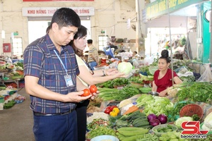 'Đoàn kiểm tra liên ngành của Ban Chỉ đạo An toàn thực phẩm tỉnh làm việc tại thành phố