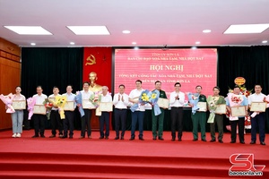Sơn La tổng kết công tác xóa nhà tạm, nhà dột nát