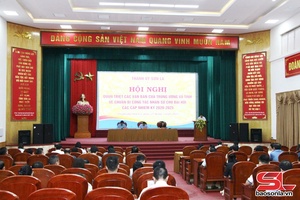 'Thành phố quán triệt các văn bản của Trung ương, của tỉnh về chuẩn bị công tác nhân sự cho Đại hội các cấp