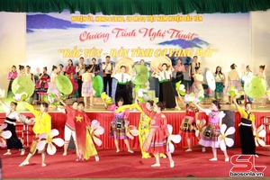 Chương trình nghệ thuật "Bắc Yên - Bản tình ca vang mãi"