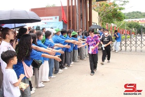 'Các thí sinh hoàn thành môn thi Ngữ văn