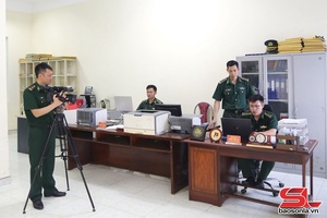 'Những phóng viên mang quân hàm xanh