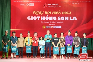 "BIDV - Chung tay kết nối dòng máu Việt"

