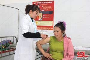 'Ổn định hoạt động y tế cơ sở sau sáp nhập