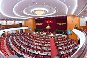 Thông báo Hội nghị lần thứ 12 Ban Chấp hành Trung ương Đảng khóa XIII
