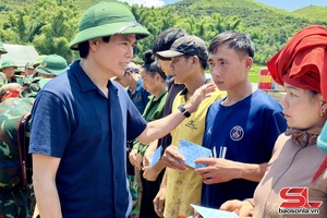 'Giúp nhân dân sớm ổn định cuộc sống sau mưa lũ