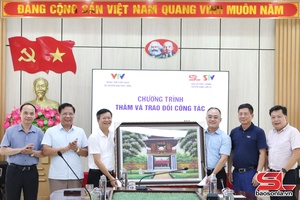 'Tăng cường hợp tác giữa Trung tâm Công nghệ và Truyền dẫn phát sóng và Báo và phát thanh, truyền hình Sơn La