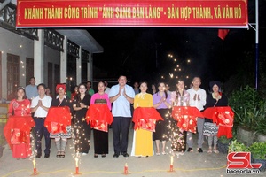 Khánh thành công trình “Ánh sáng bản làng”