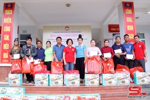 'Hỗ trợ nhân dân bị thiệt hại do thiên tai tại xã Huổi Một 