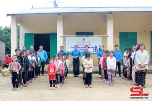 'Vì một mùa hè an toàn, lành mạnh cho trẻ em