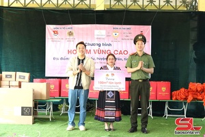 'Gặp Chiến sĩ thi đua toàn lực lượng Công an nhân dân