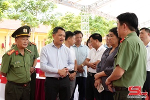 Đồng chí Chủ tịch UBND tỉnh kiểm tra công tác chuẩn bị Lễ khởi công Trường Phổ thông Nội trú liên cấp Tiểu học – THCS Phiêng Khoài