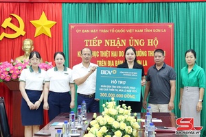 'BIDV Sơn La ủng hộ 300 triệu đồng khắc phục hậu quả thiên tai