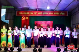 'Tập huấn xây dựng đội văn nghệ mẫu tại xã Mường Bang