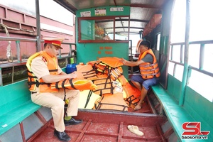 'Tân Phong bảo đảm an toàn giao thông đường thủy