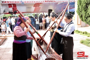 'Phù Yên đẩy mạnh phong trào văn nghệ, thể thao