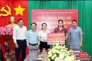 'Xã Phiêng Pằn ủng hộ trên 57 triệu đồng khắc phục hậu quả thiên tai