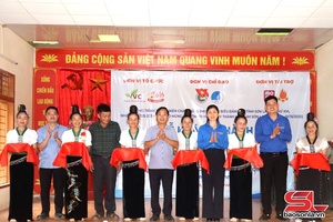 Khánh thành công trình “Cầu hạnh phúc”