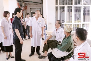 Hướng tới hệ thống y tế gần dân, vì sức khỏe nhân dân