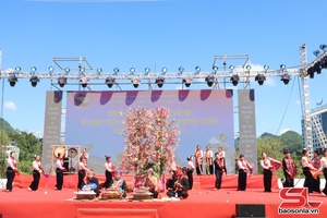 'Trình diễn Lễ hội Hết Chá