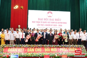 'Phát huy sức mạnh khối đại đoàn kết xây dựng Quỳnh Nhai phát triển
