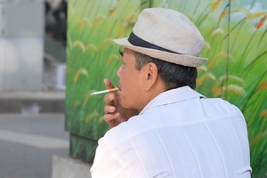 Cải cách thuế thuốc lá sẽ giúp 2,1 triệu người bỏ hoặc không hút thuốc
