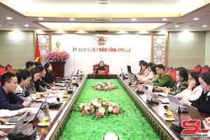 'Hội nghị trực tuyến hướng dẫn thực hiện rà soát, chuẩn hóa toàn bộ thủ tục hành chính ở 3 cấp chính quyền