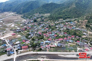 'Bản Lướt bình yên giữa miền cổ tích