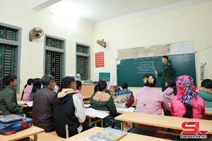 'Thắp sáng tri thức nơi biên giới