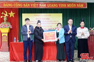 'Lãnh đạo phường Chiềng Cơi đối thoại với nhân dân